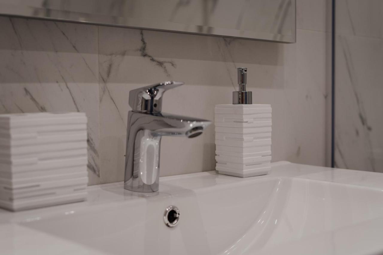 Domus Residence - Cesare - Bari Luaran gambar